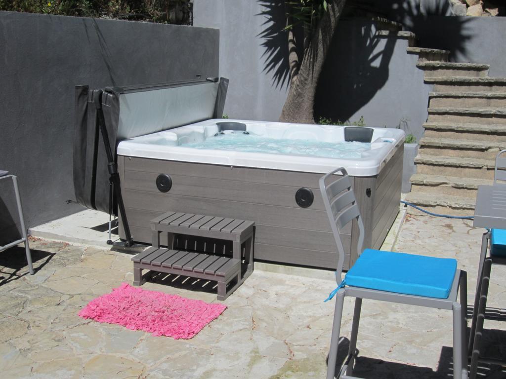 Privatunterkunft By Privee Dans Maison Familiale